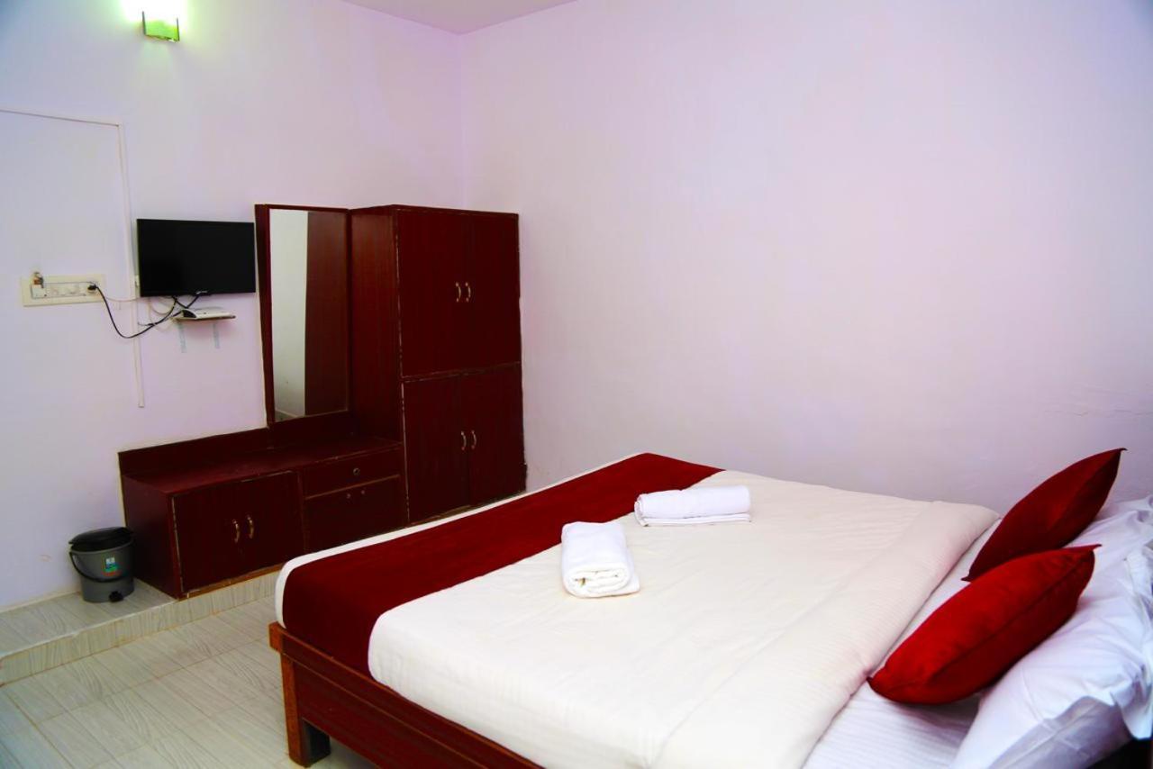 La Flora Beverly Hill Resort Madikeri Ngoại thất bức ảnh