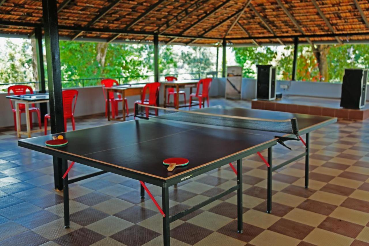La Flora Beverly Hill Resort Madikeri Ngoại thất bức ảnh